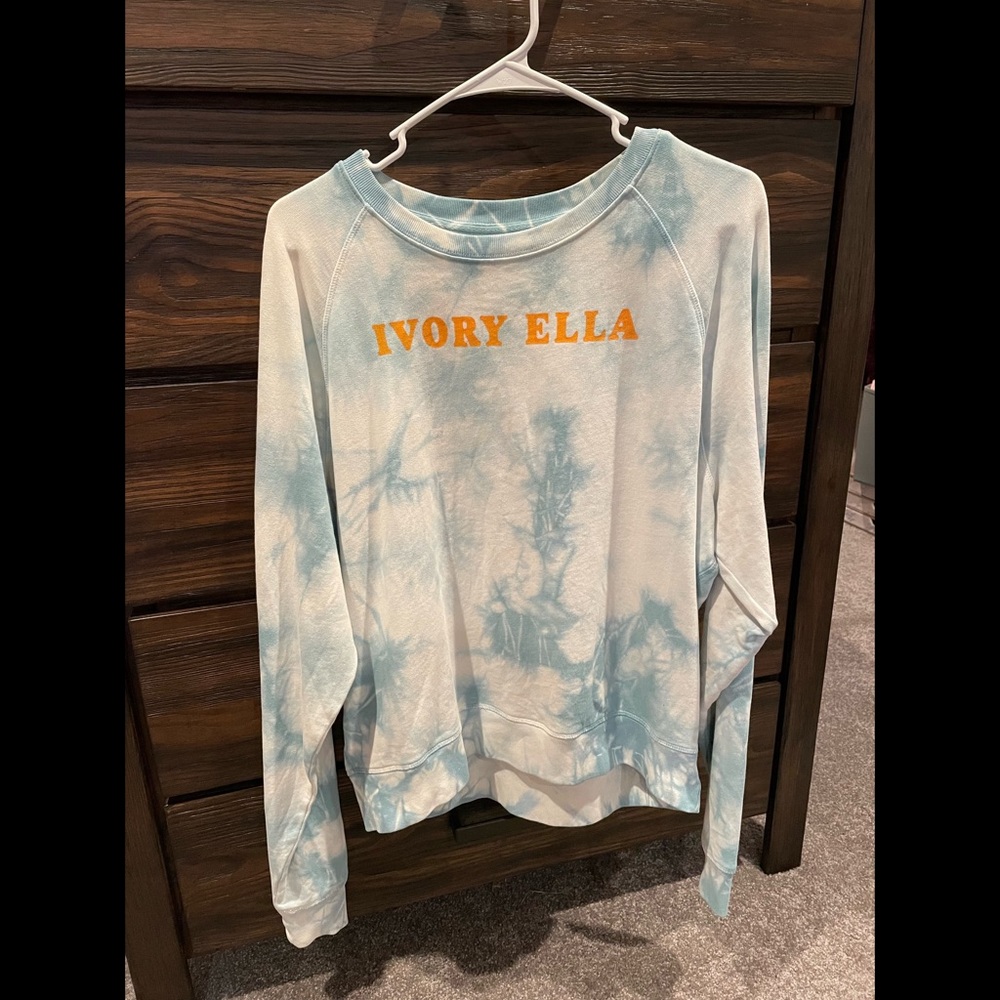 Ivory Ella Crewneck